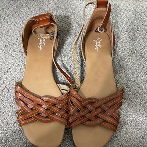 Women sandals